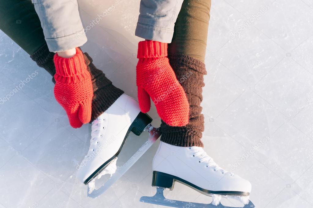 Tilted blue version, ice skates with reflection