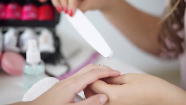 Manicure process in beauty salon, close up — Stock Video