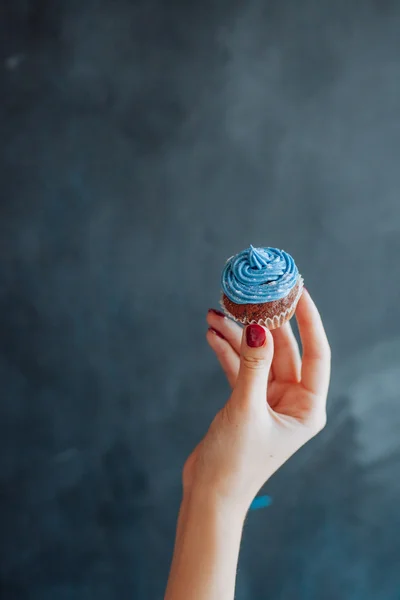 Cupcake γενέθλια με μια αδαμάντας — Φωτογραφία Αρχείου