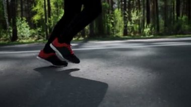 Ağır çekim portre koşu ve maratona için insanın.