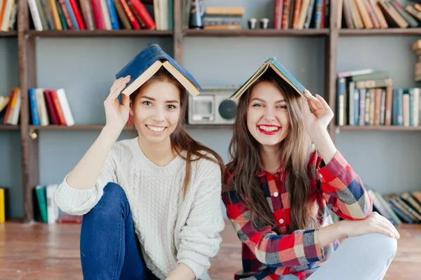 Group of young students studying together  home — Stock Photo, Image