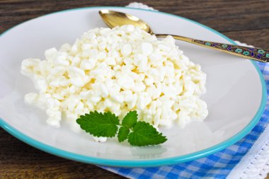 Ev diyet yağ süzme peynir lor boncuklu