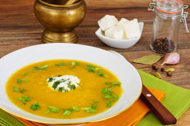 Havuç, kabak krem çorbası diyet gıda