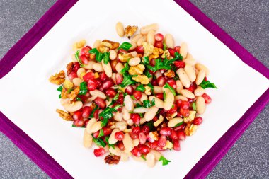 Nar, ceviz, zeytin yağı, limon suyu ile Dermason