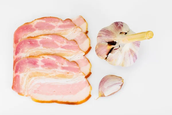 Geräucherter Speck, Schmalz, rohes Schweinefleisch mit Gewürzen — Stockfoto