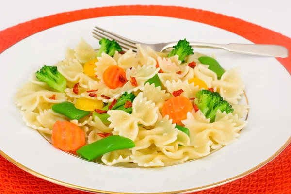 Farfalle Pasta, Salchicha y Brócoli Dieta Alimentos — Foto de Stock