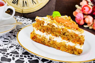 Ceviz ile havuç kek pişirme