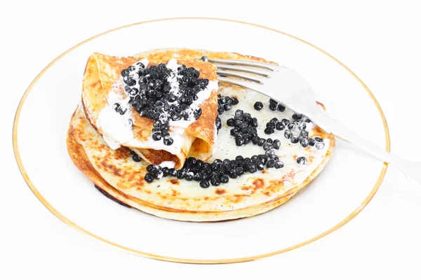 Panquecas com caviar preto — Fotografia de Stock