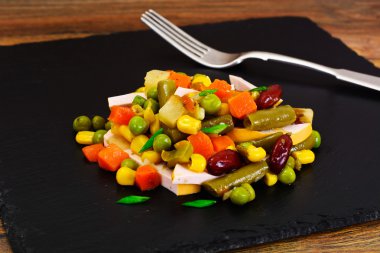 Sebze Meksika karışımı. Domates, fasulye, kereviz, yeşil B