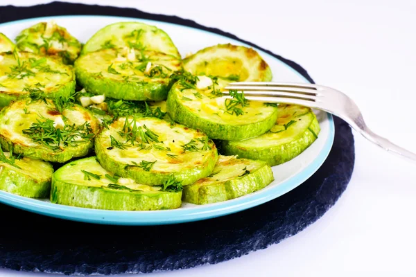 Peynir ve baharat ile kızarmış kabak