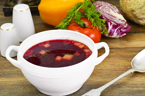 Healthy Food: Soup with Beets, Tomato and Vegetables — Stock Photo, Image