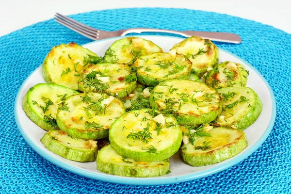 Peynir ve baharat ile kızarmış kabak