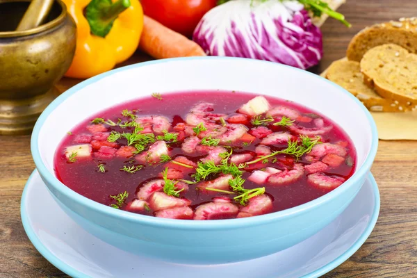 건강 한 음식: 사탕 무, 토마토와 야채 수프 — 스톡 사진
