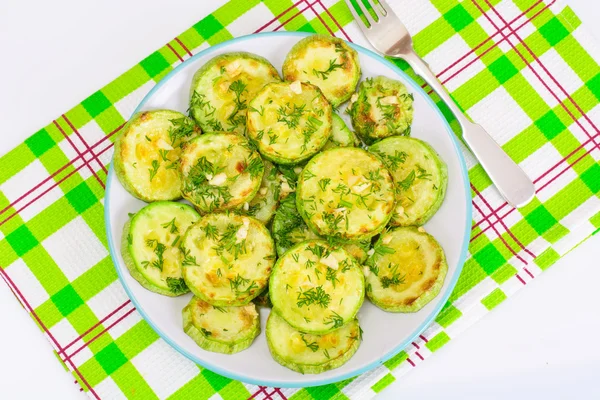 Peynir ve baharat ile kızarmış kabak