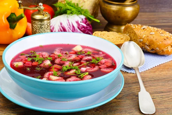 Sopa de remolacha, tomate y apio — Foto de Stock