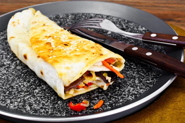 Burrito, Shawarma Lavash with Chicken and Vegetables — Stock Photo, Image