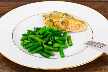 tavuk ile yeşil fasulye