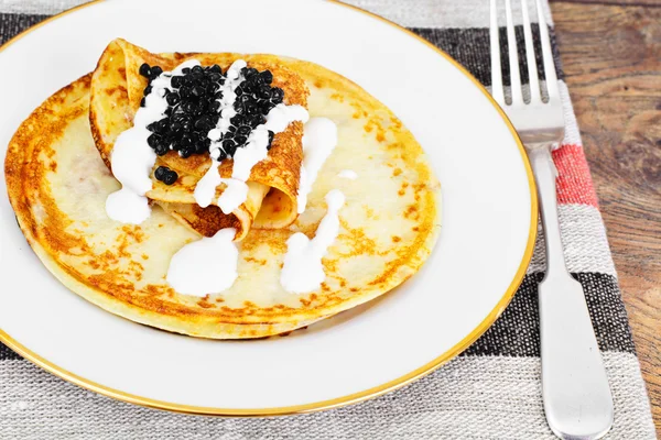 Pancakes with Black Caviar — Stock Photo, Image