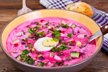 Soğuk pancar çorbası Friedge