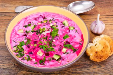 Soğuk pancar çorbası Friedge