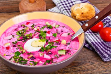 Soğuk pancar çorbası Friedge