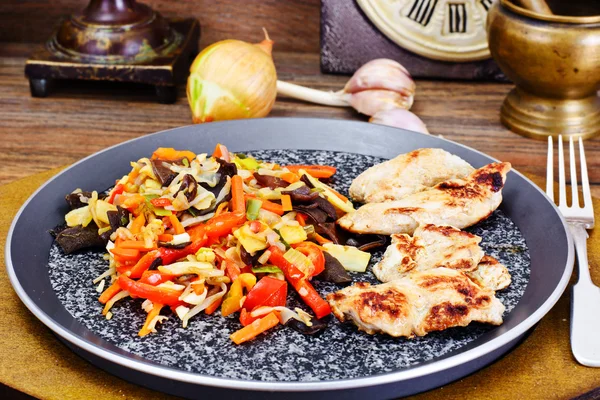 Chinese Vegetable Mix with Chicken Grilled Fillet