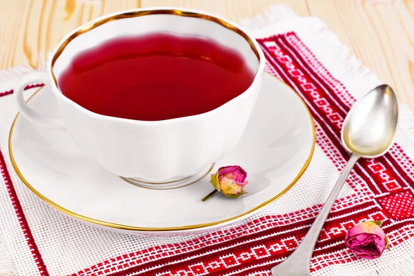 Cup of Red Rose Tea Wood — Stock Photo, Image