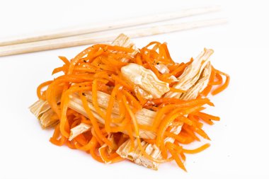 Kore havuç ile kuşkonmaz ve soya fasulyesi. Asya Mutfağı