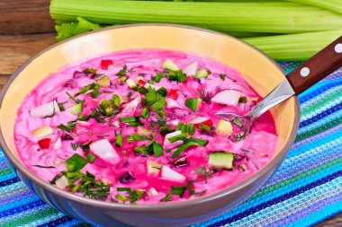 Soğuk pancar çorbası Friedge