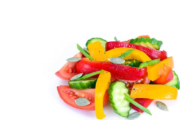 Alimento saludable y dietético: Lechuga, tomate, pimienta, semillas, aceite, sal —  Fotos de Stock