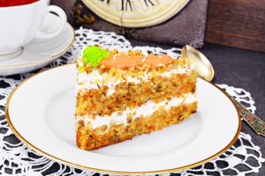 Ceviz ile havuç kek pişirme