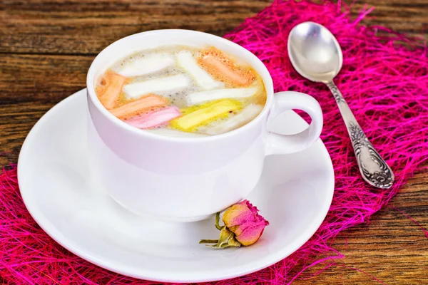 Cacao, koffie met Marshmallows zoete voedsel — Stockfoto