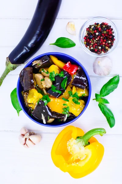 Insalata di melanzane con paprica — Foto Stock