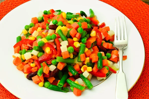 Mexikanische Gemüsemischung. Tomaten, Bohnen, Selleriewurzel, grüne B — Stockfoto