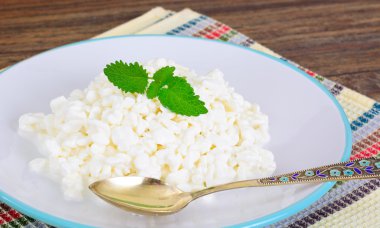 Ev diyet yağ süzme peynir lor boncuklu