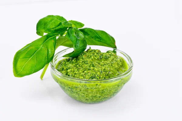 Salsa al pesto con basilico — Foto Stock