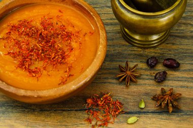 Havuç çorbası safran diyet gıda ile krem