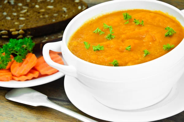 Cibo dietetico per zuppa di crema di carote — Foto Stock