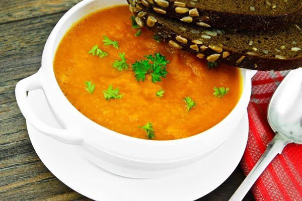Wortel crème soep dieet voedsel — Stockfoto