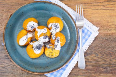 Donuts tatlı peynir topları