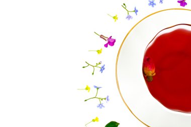 Çiçekli Kırmızı Gül ebegümeci çayı