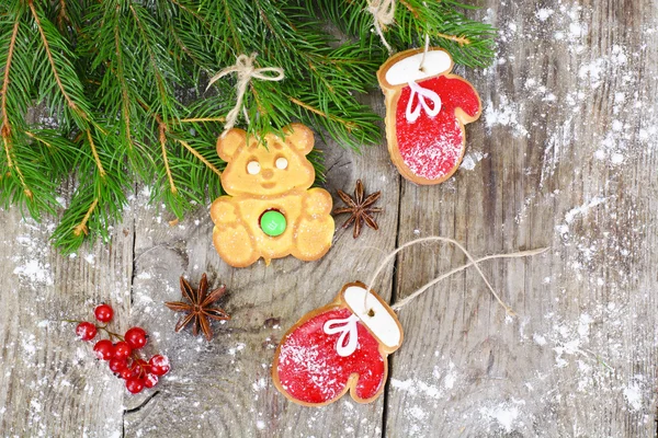 Fondo de Navidad y Año Nuevo con Árbol y Pan de jengibre — Foto de Stock