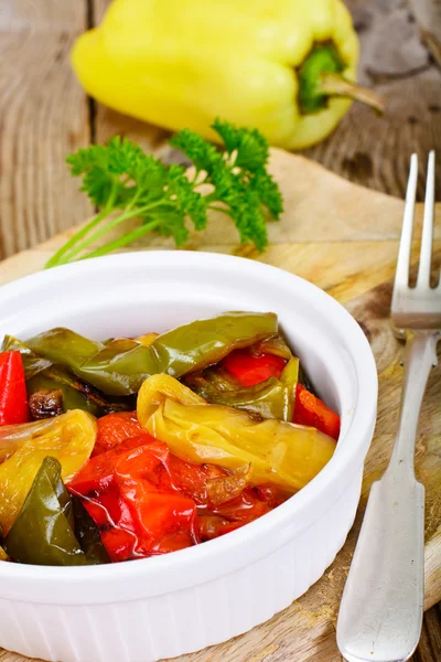 Tatlı biber ızgara ile balsamik, sarımsak