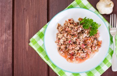 Chard, doğal yoğurt ile kızarmış Mangold
