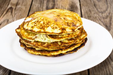 Rustik sonbahar yemek kabak gözlemesi. Vejetaryen diyetler