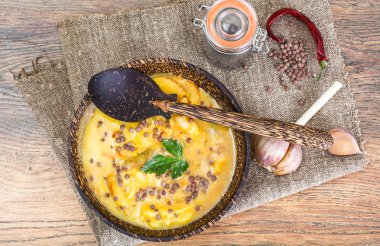 Kremalı patates püresi ve mercimek çorbası