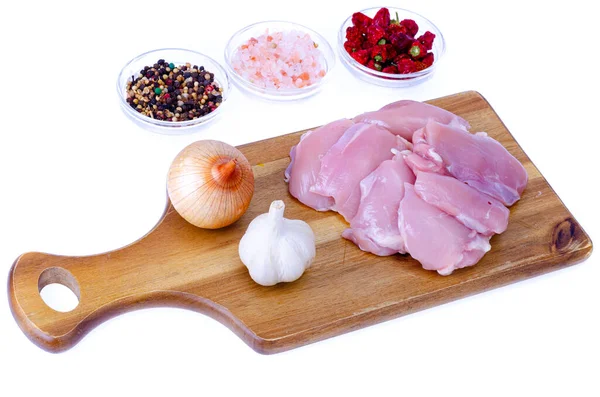 Filete Pollo Ecológico Rosa Crudo Fresco Para Cocinar Plato Blanco — Foto de Stock