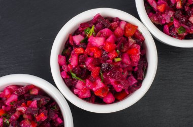 Pancar diyeti yemekleri. Vejetaryen sebze salatası. Stüdyo Fotoğrafı