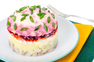 Sebze, pancar, salamura ringa balığı ve mayonez aperatifleri. Stüdyo Fotoğrafı