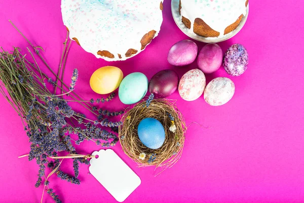 Fondo Colorido Con Huevos Pascua Sobre Fondo Rosa Feliz Concepto — Foto de Stock